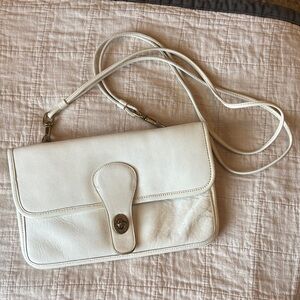 Vintage Coach Cartouche White twin clutch #9380